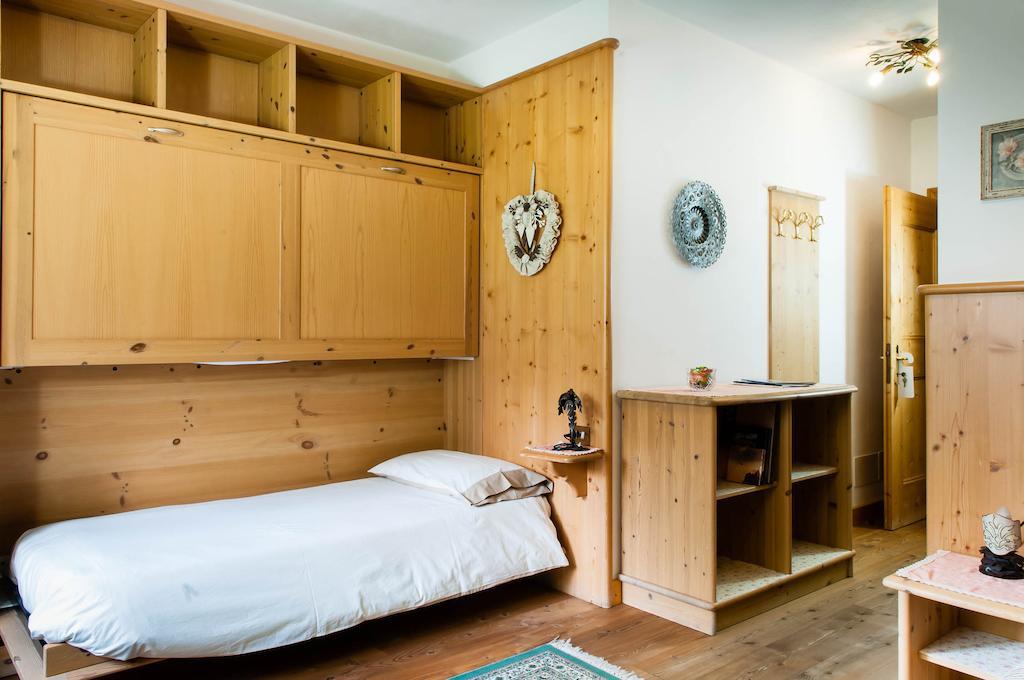 B&B Caldara Cortina dʼAmpezzo Oda fotoğraf